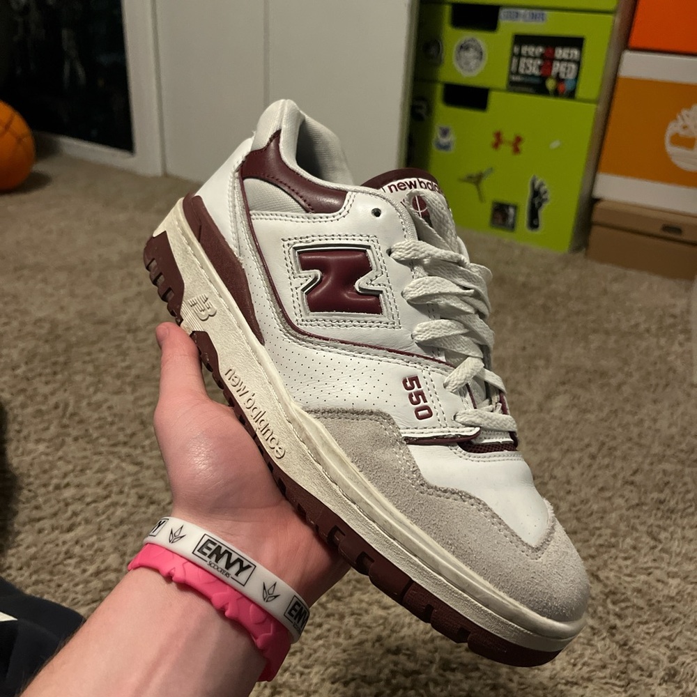 New Balance 550 Burgundy